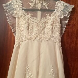 Vintage Mint Condition Wedding Dress